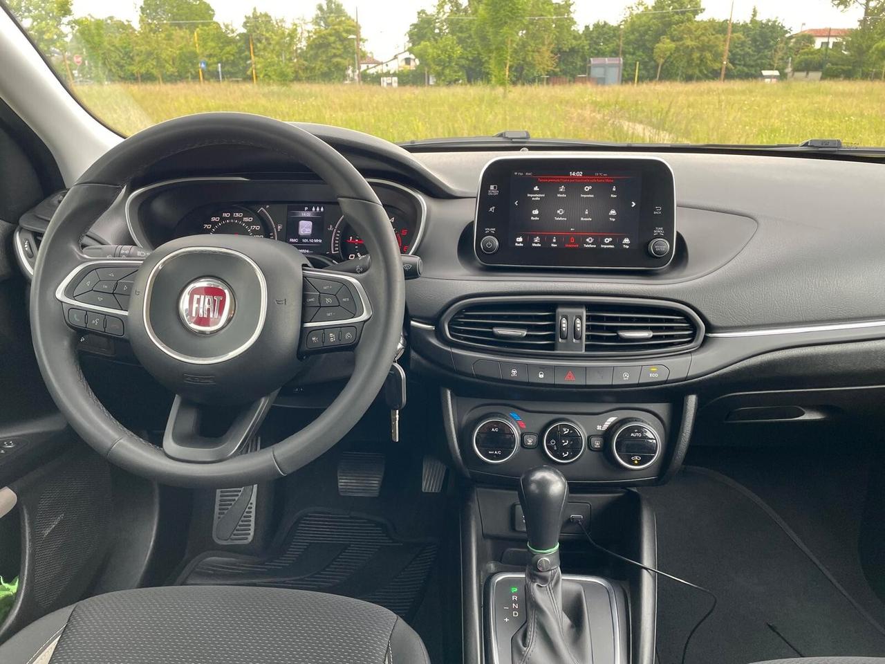 Fiat Tipo 1.6 M.Jet S.W. AUTOMATICA LOUNGE E. 214