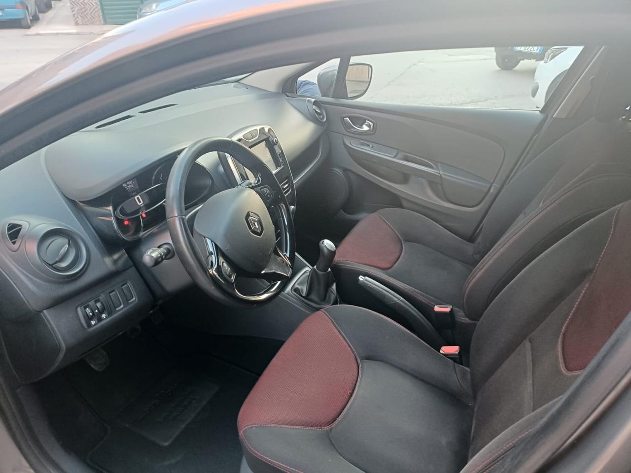 Renault Clio 1.2 75CV 5 porte Live