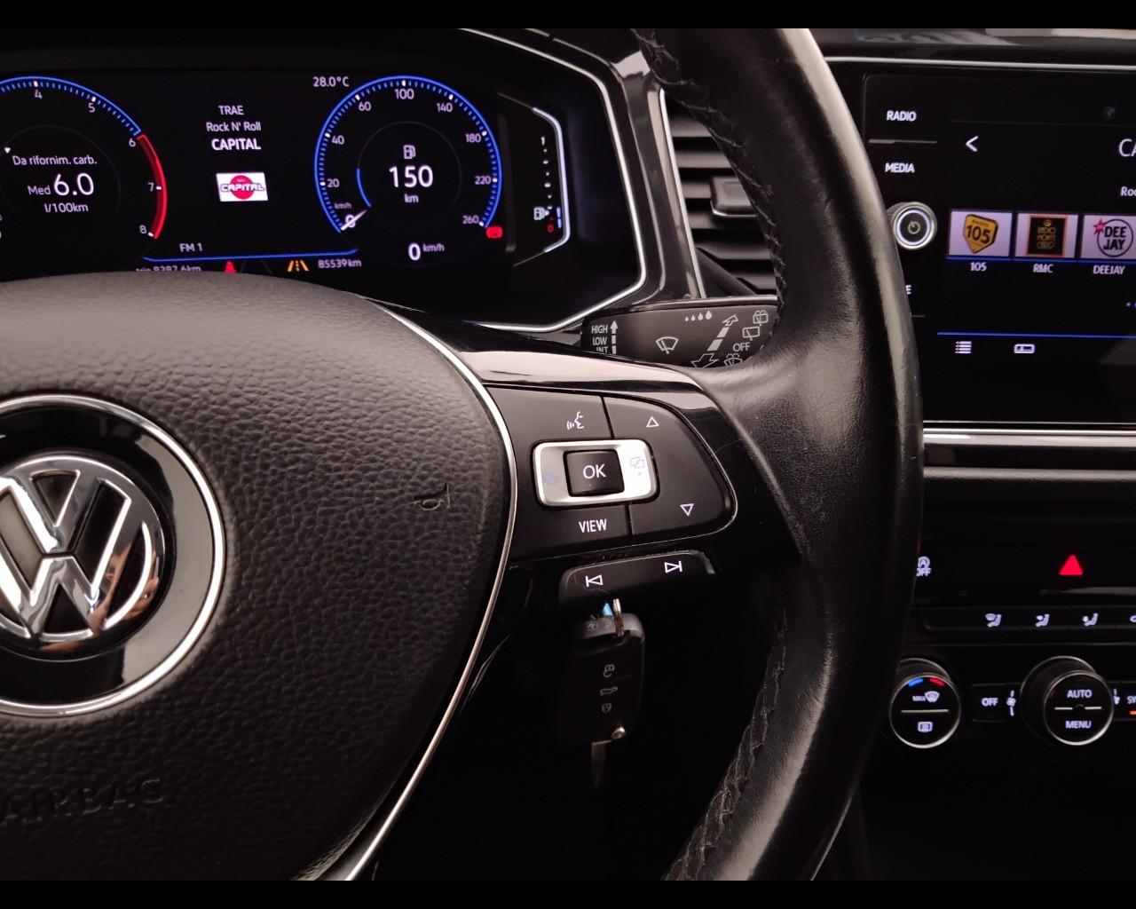 VOLKSWAGEN T-Roc 2017 - T-Roc 1.0 tsi Advanced