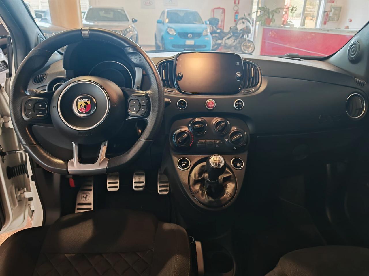 Abarth 595 1.4 Turbo T-Jet 165 CV