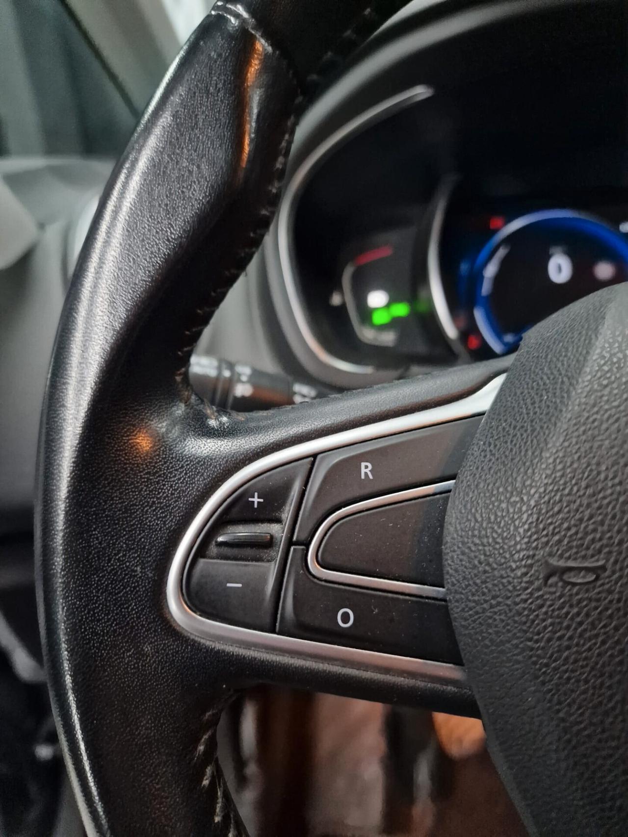 Renault Scénic 1.5 dCi 8V 110 CV Energy Sport Edition2