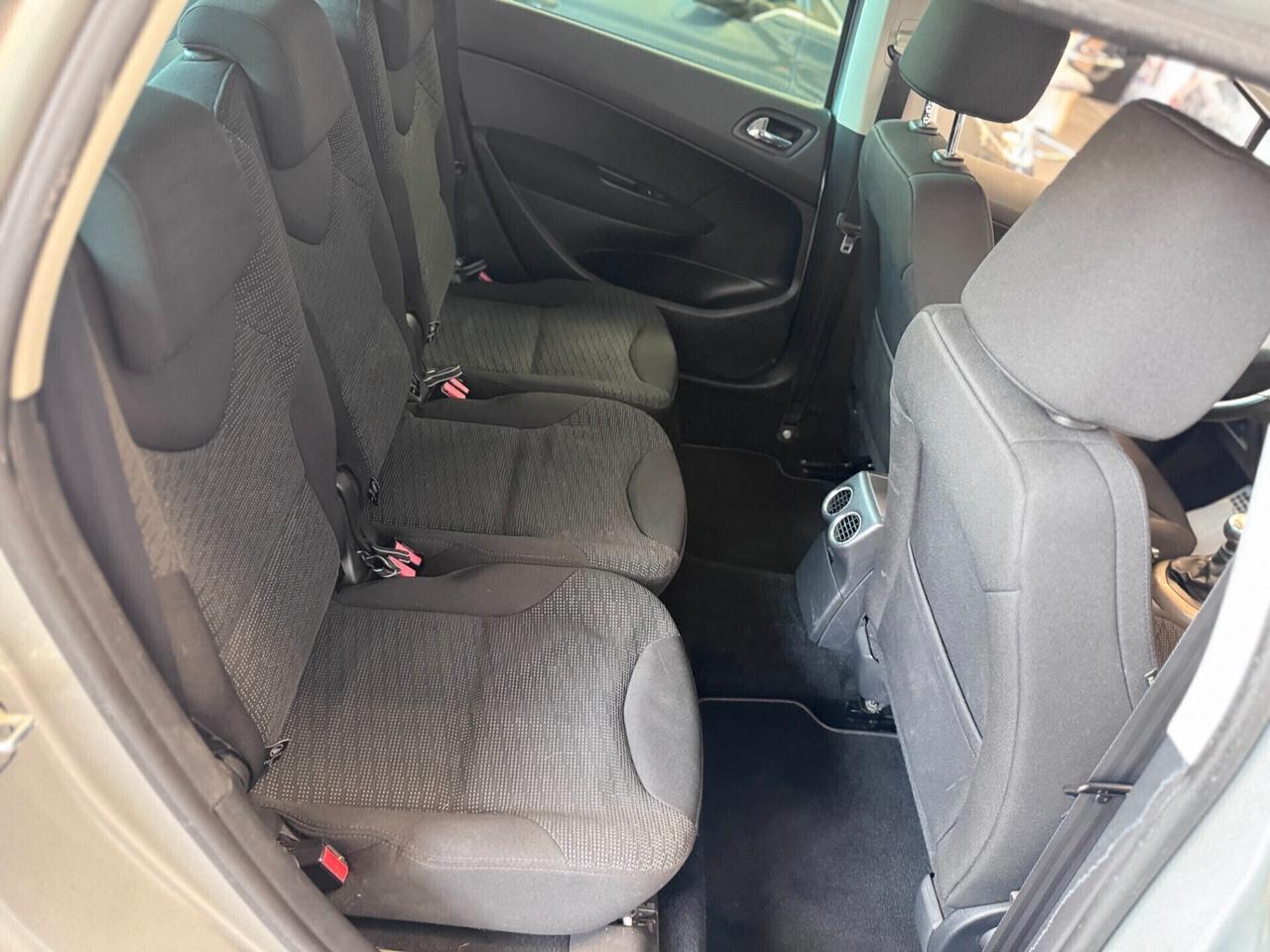Peugeot 308 1.6 HDi 110CV SW Ciel Féline