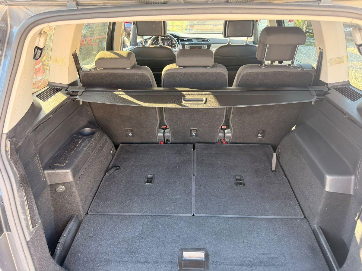 VOLKSWAGEN - Touran - 1.6 TDI DSG Business BMT