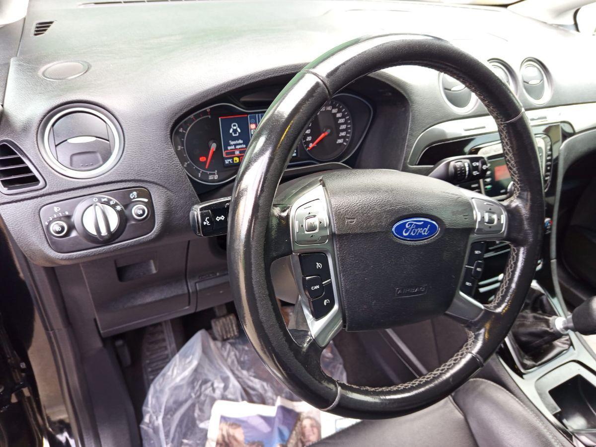 FORD S-Max 2.0 TDCi 163CV Titanium - 2013