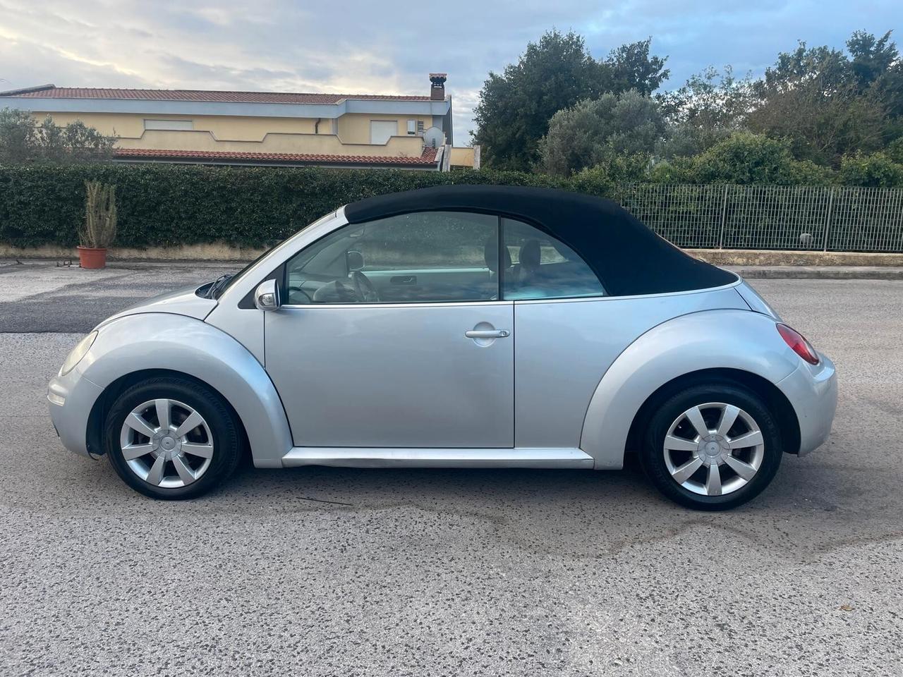 Volkswagen New Beetle 1.9 TDI 105CV Cabrio