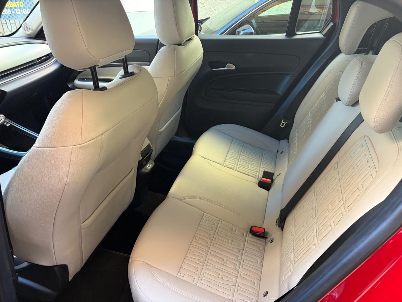 Fiat 600 Hybrid 110 CV DCT MHEV La Prima