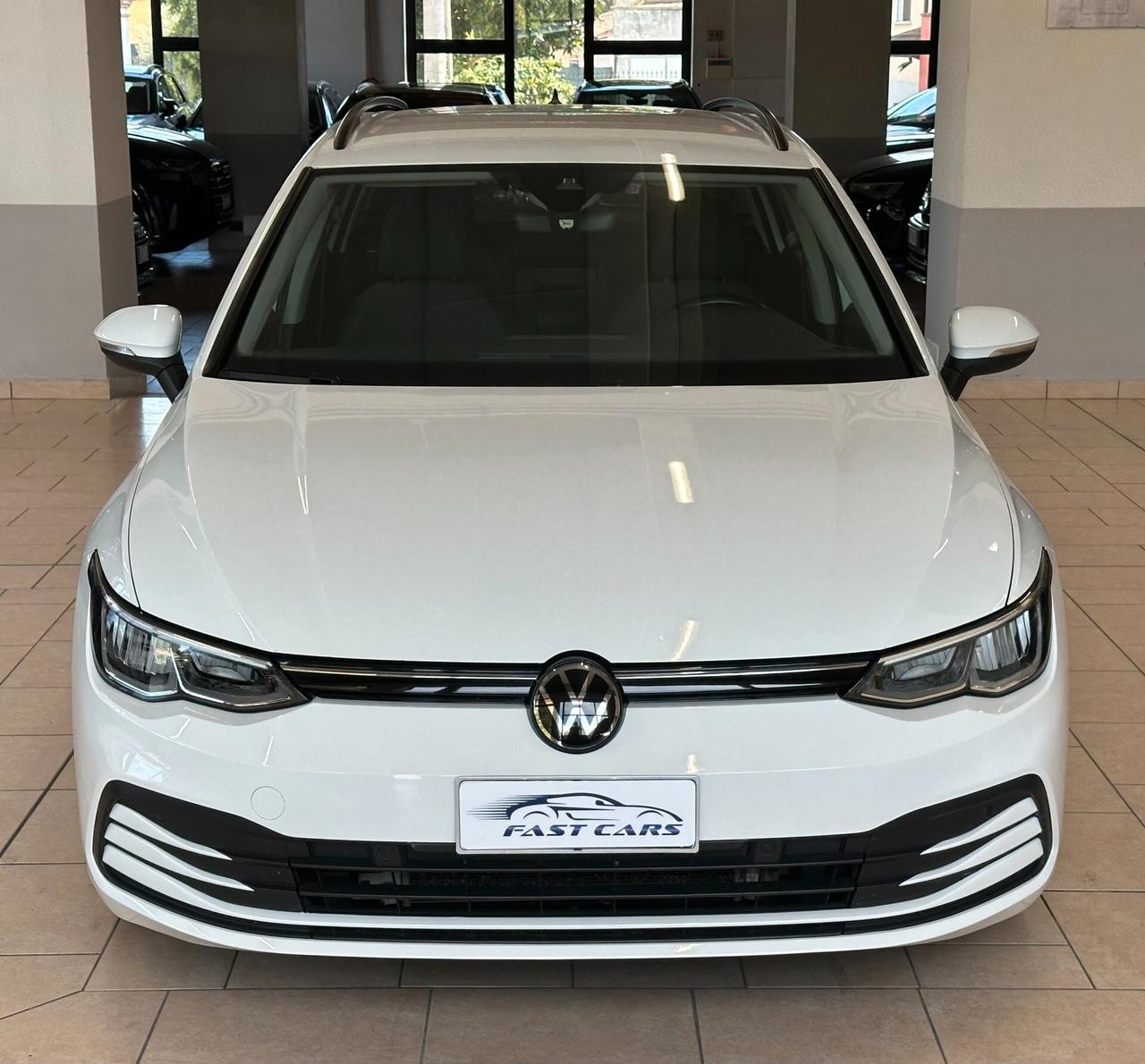 VOLKSWAGEN GOLF VARIANT LIFE 2.0 TDI *CARPLAY*RADAR*LUCI*