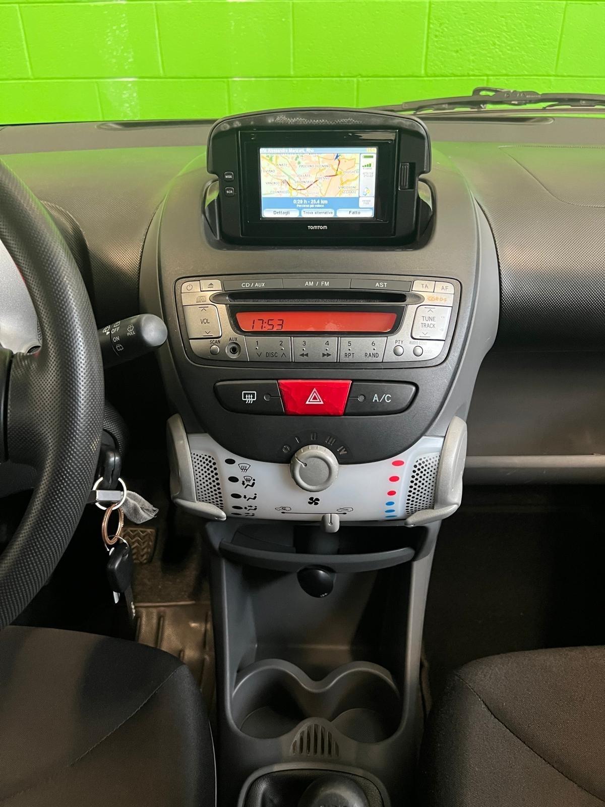 Toyota Aygo 1.0 12V VVT-i 5 porte