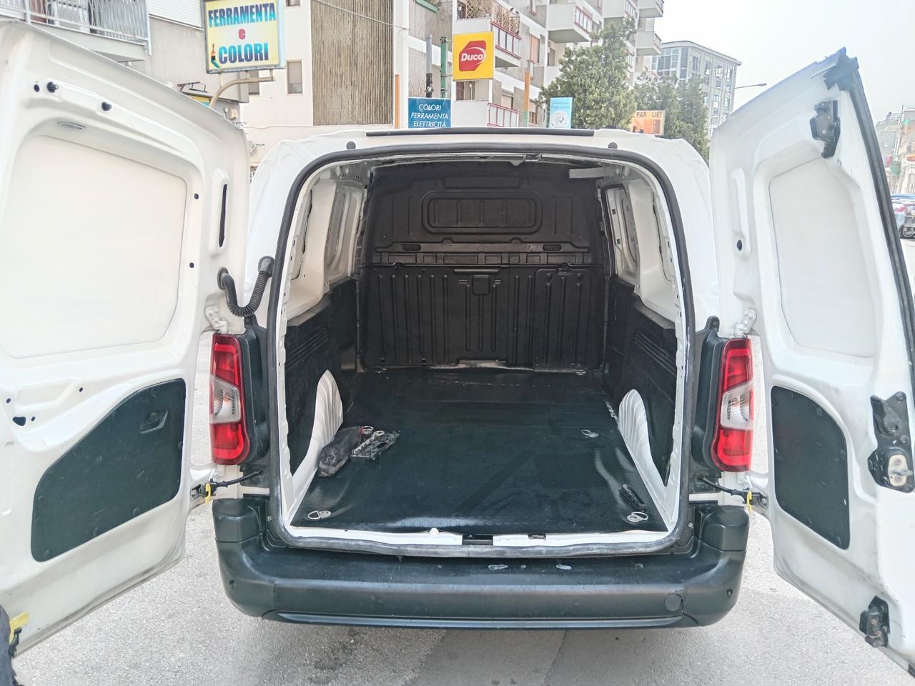 Opel Combo Cargo 1.6 Diesel PC 1000kg