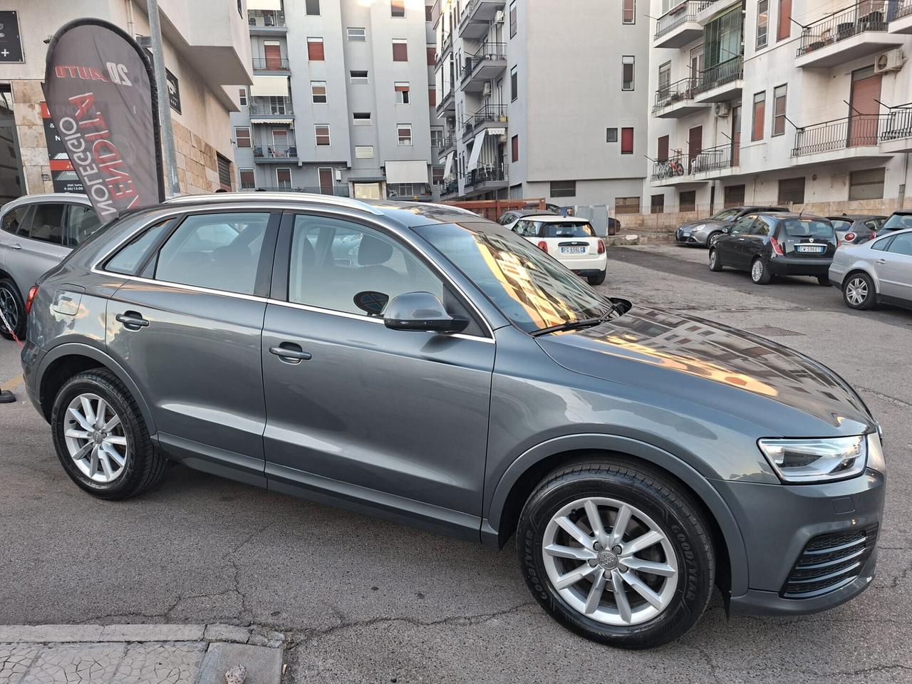 Audi Q3 2.0 TDI 150 CV S tronic * Navi * Garantita 12 Mesi