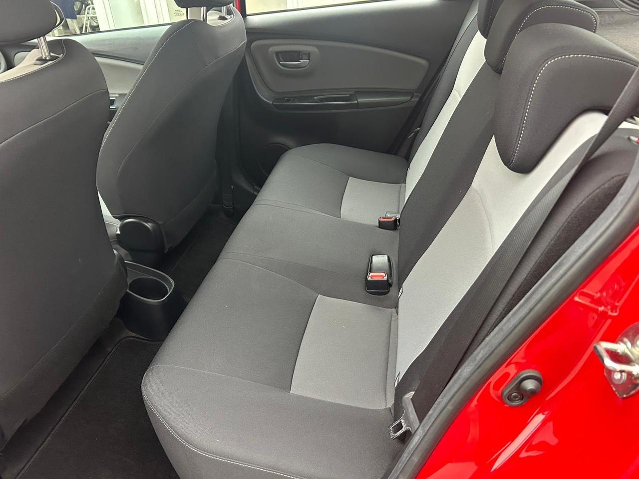 Toyota Yaris 1.0 72 CV 5 porte Active