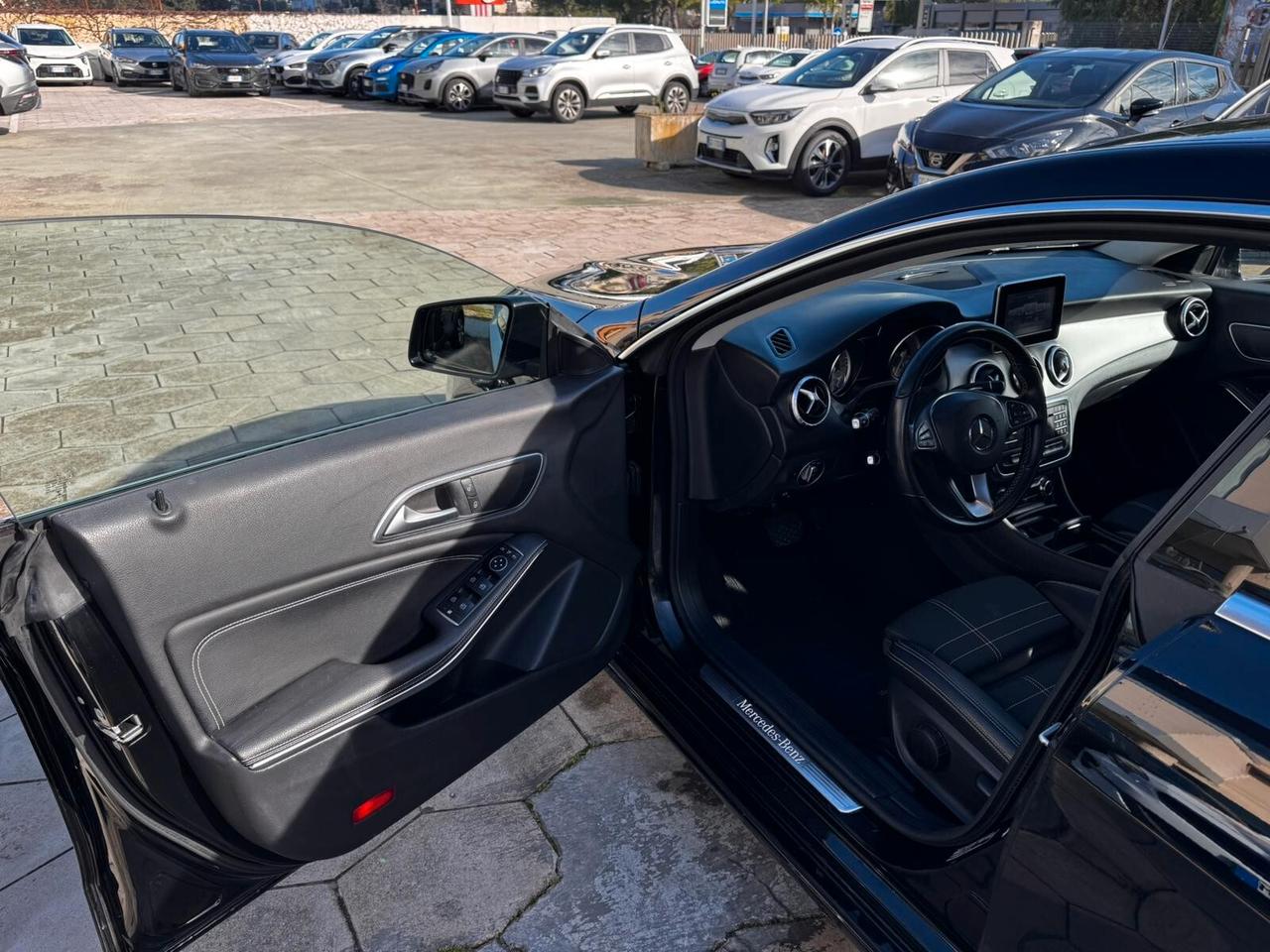 MERCEDES CLA 200D SHOOTING BRAKE 136CV AUTOMATICA