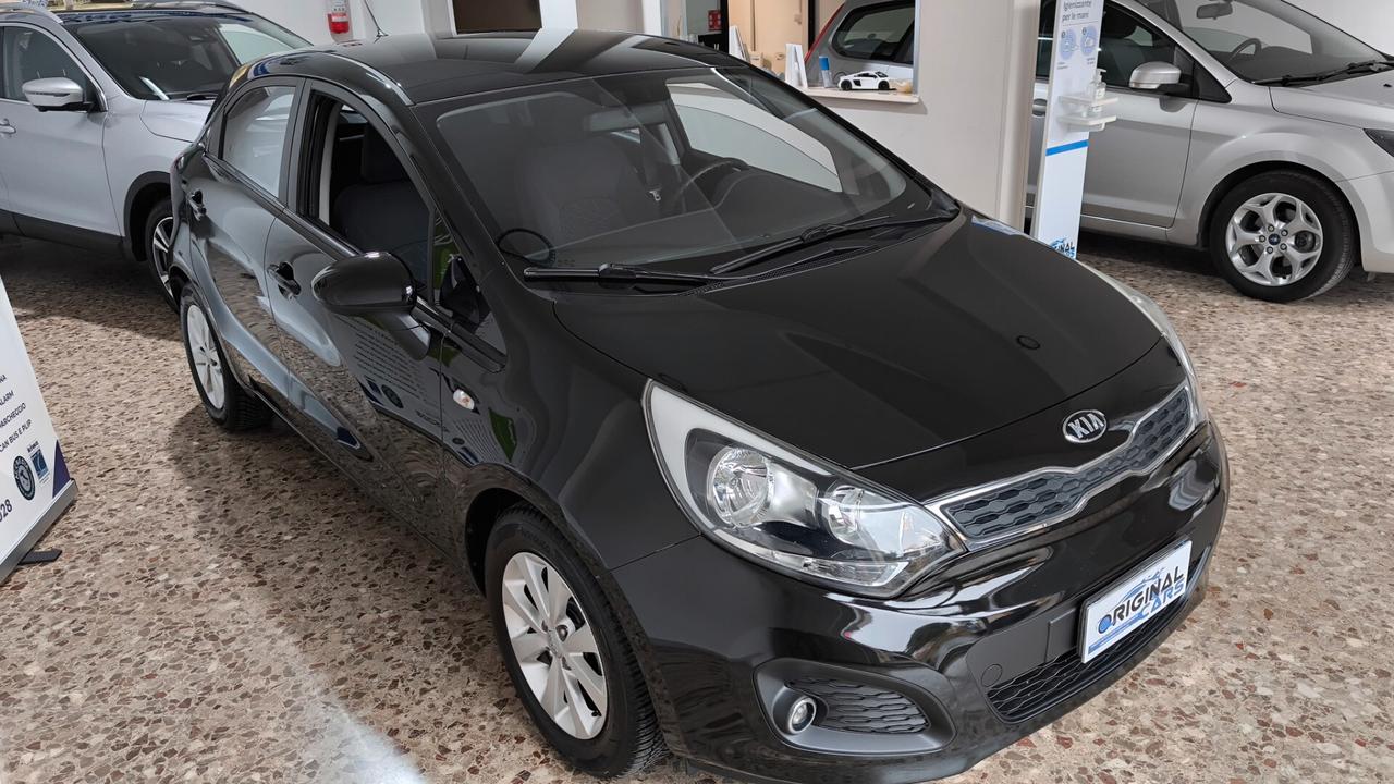 Kia Rio 1.2 CVVT 5p. Cool