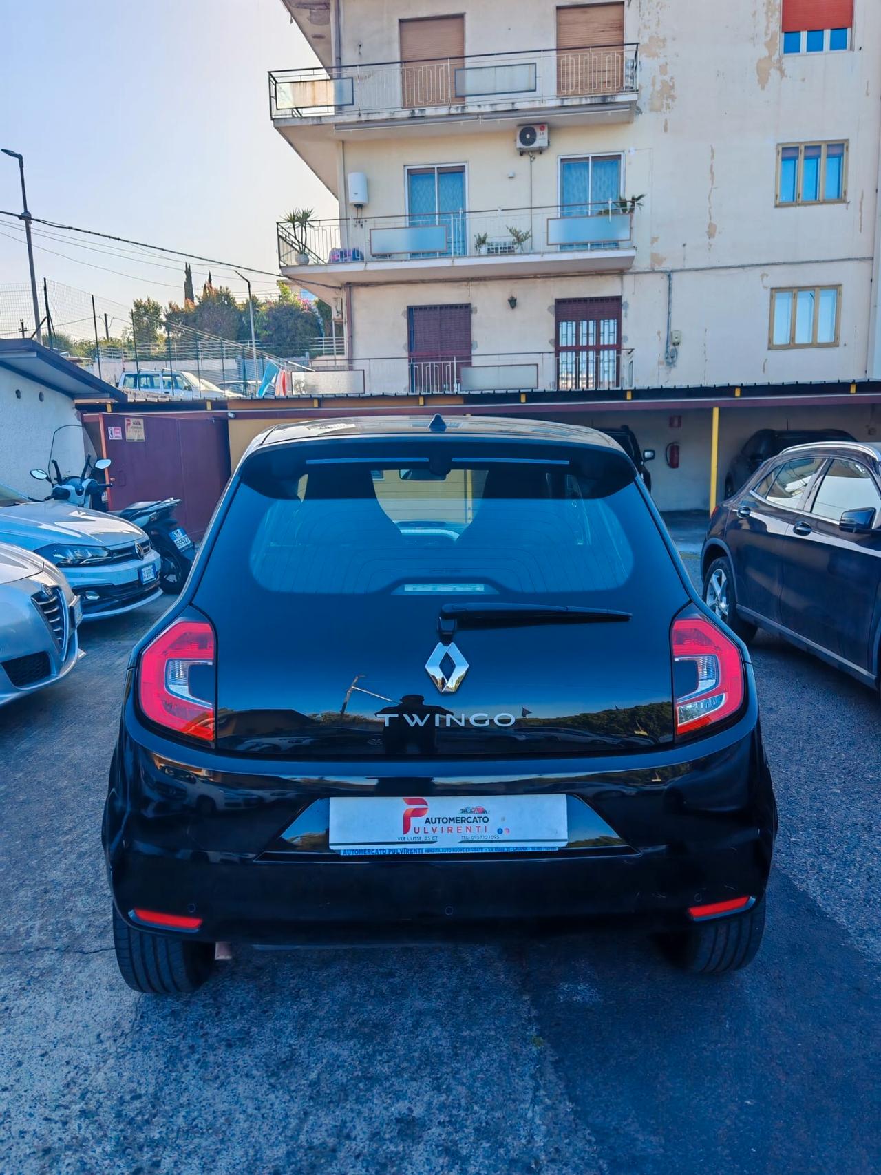 Renault Twingo SCe 65 CV Urban Night