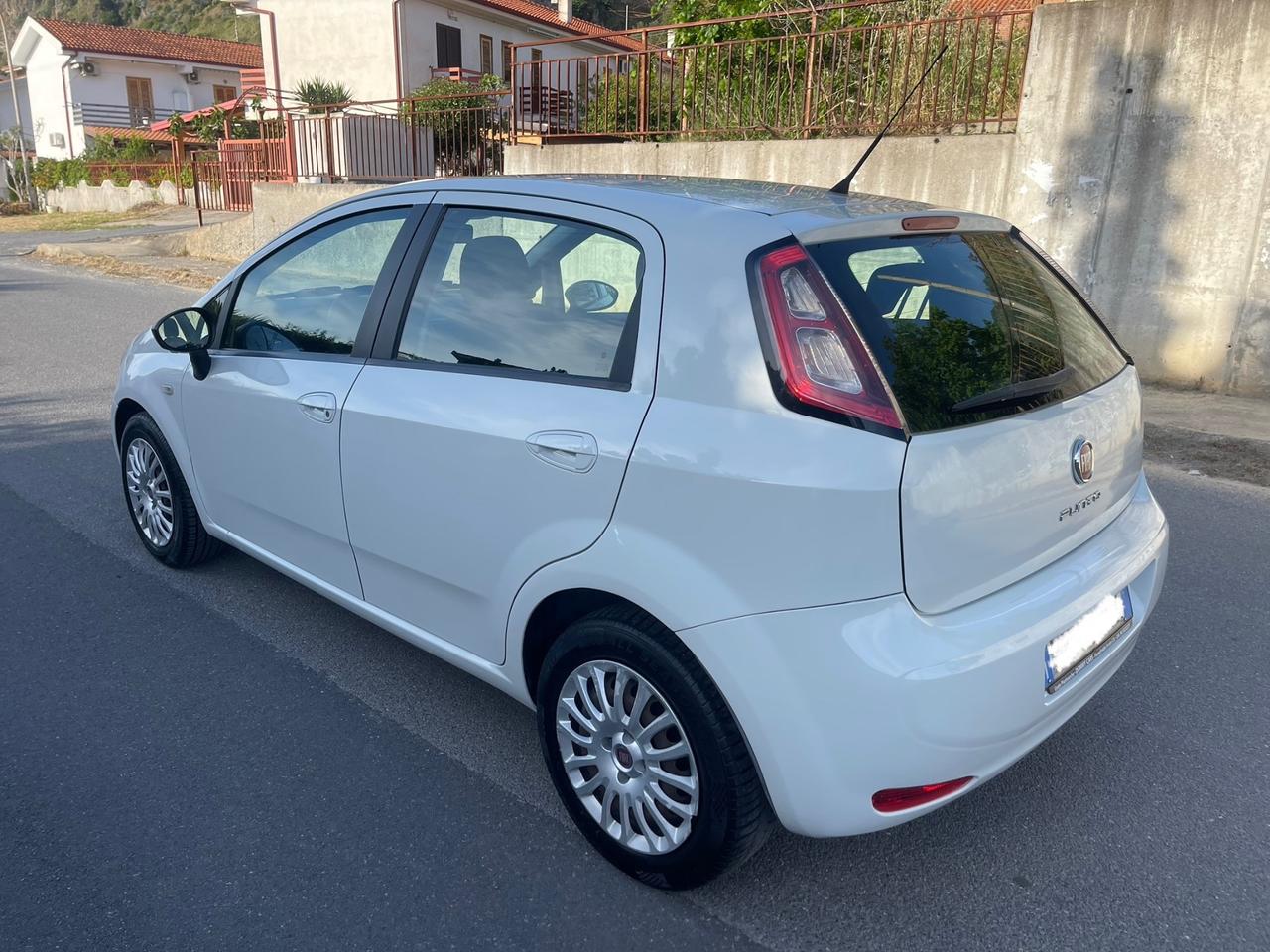 Fiat Punto 1.3 MJT II 95 CV 5 porte