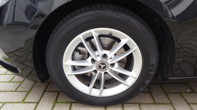 MERCEDES-BENZ B 180 d Automatic Sport