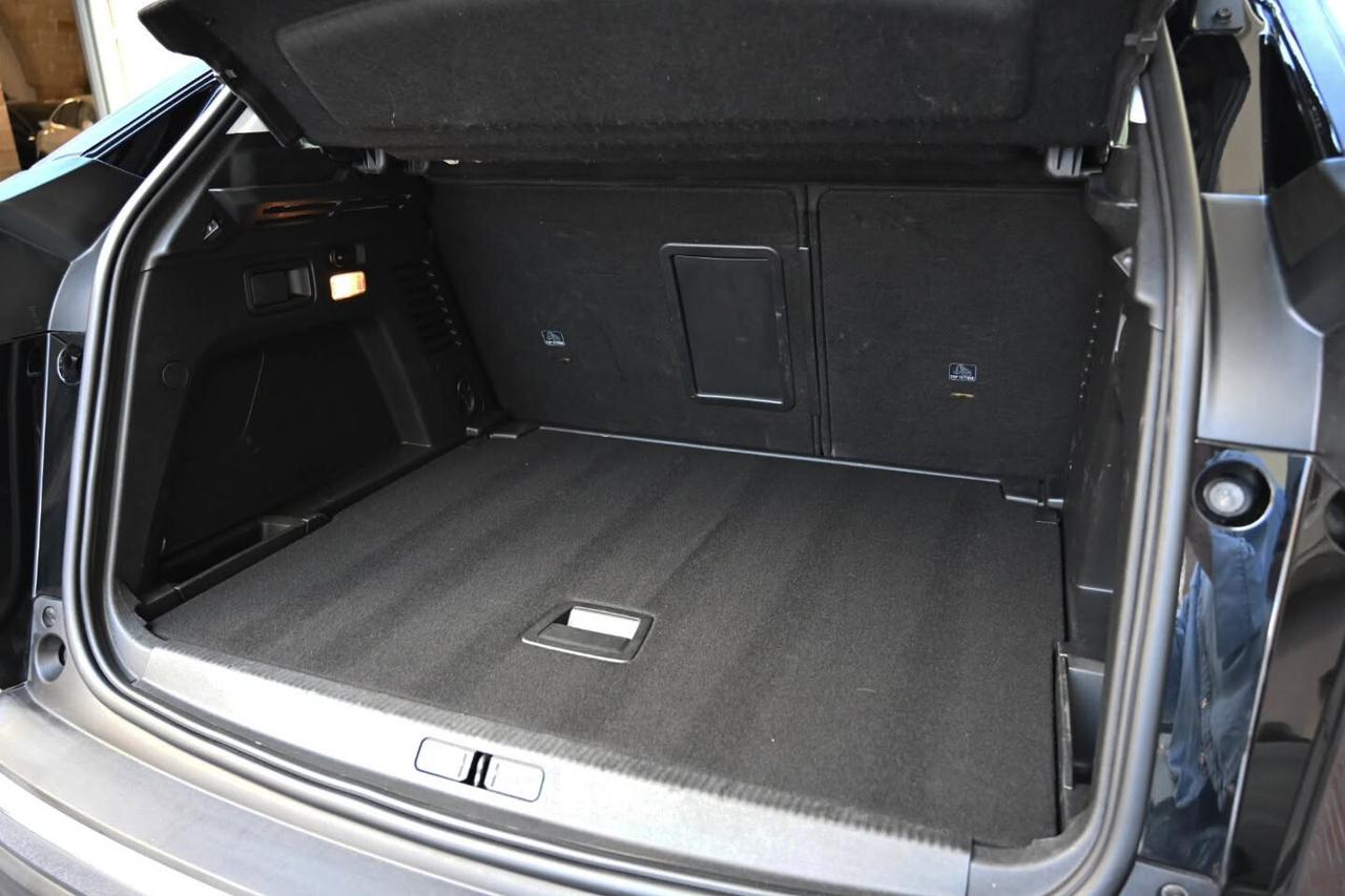Peugeot 3008 BlueHDi 130 S&S Business