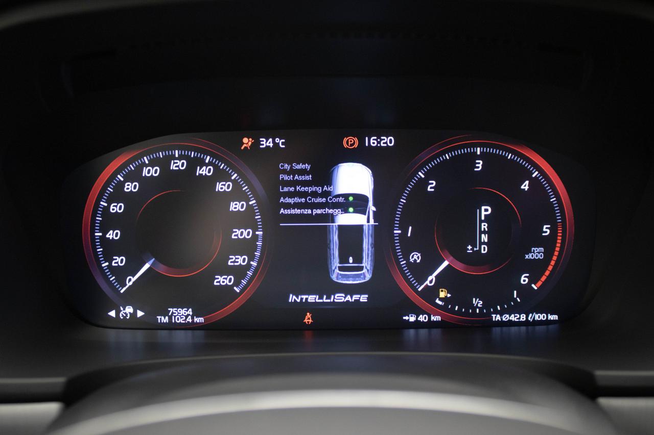 VOLVO V90 D3 GEARTRONIC MOMENTUM