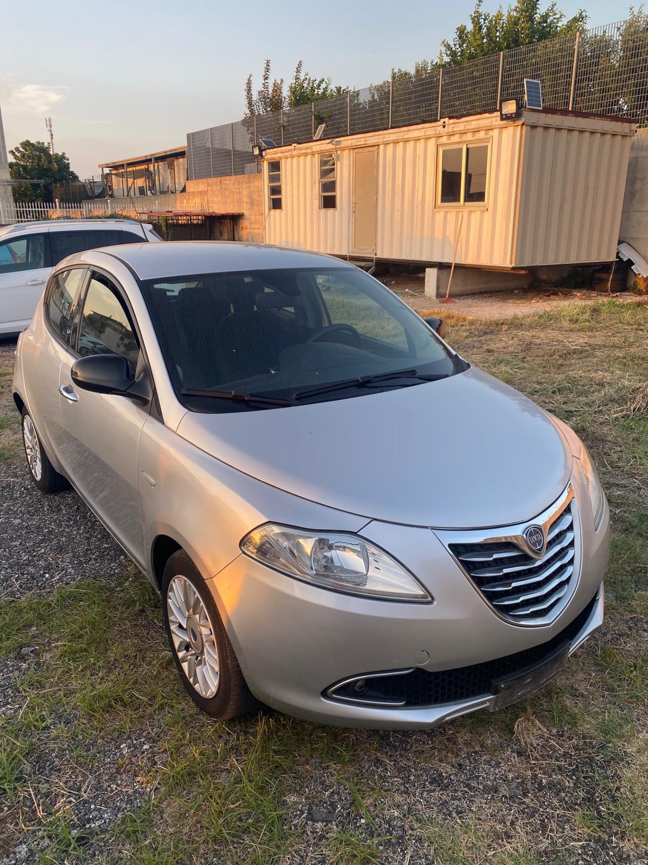 Lancia Ypsilon 1.3 MJT 2014 TAGLIANDATA GARANZIA
