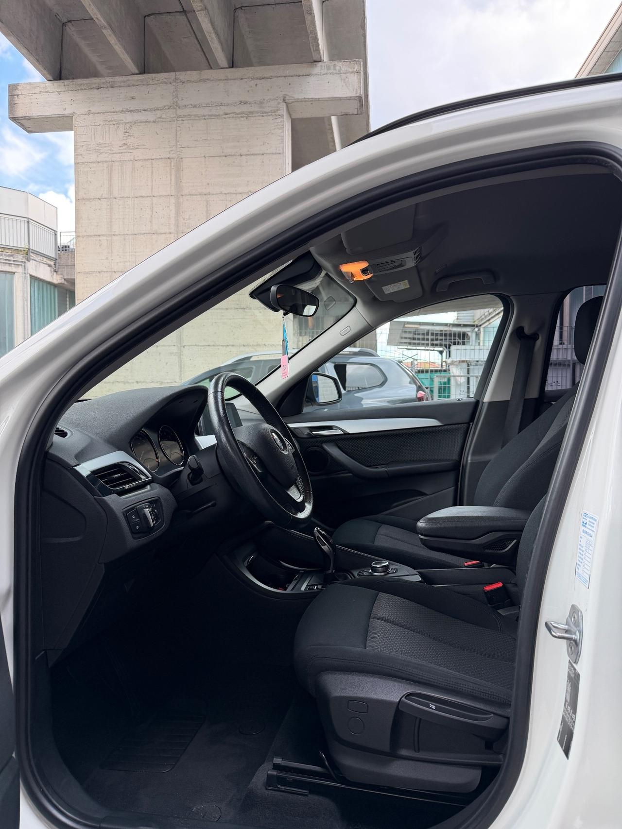 Bmw X1 sDrive18i 140cv