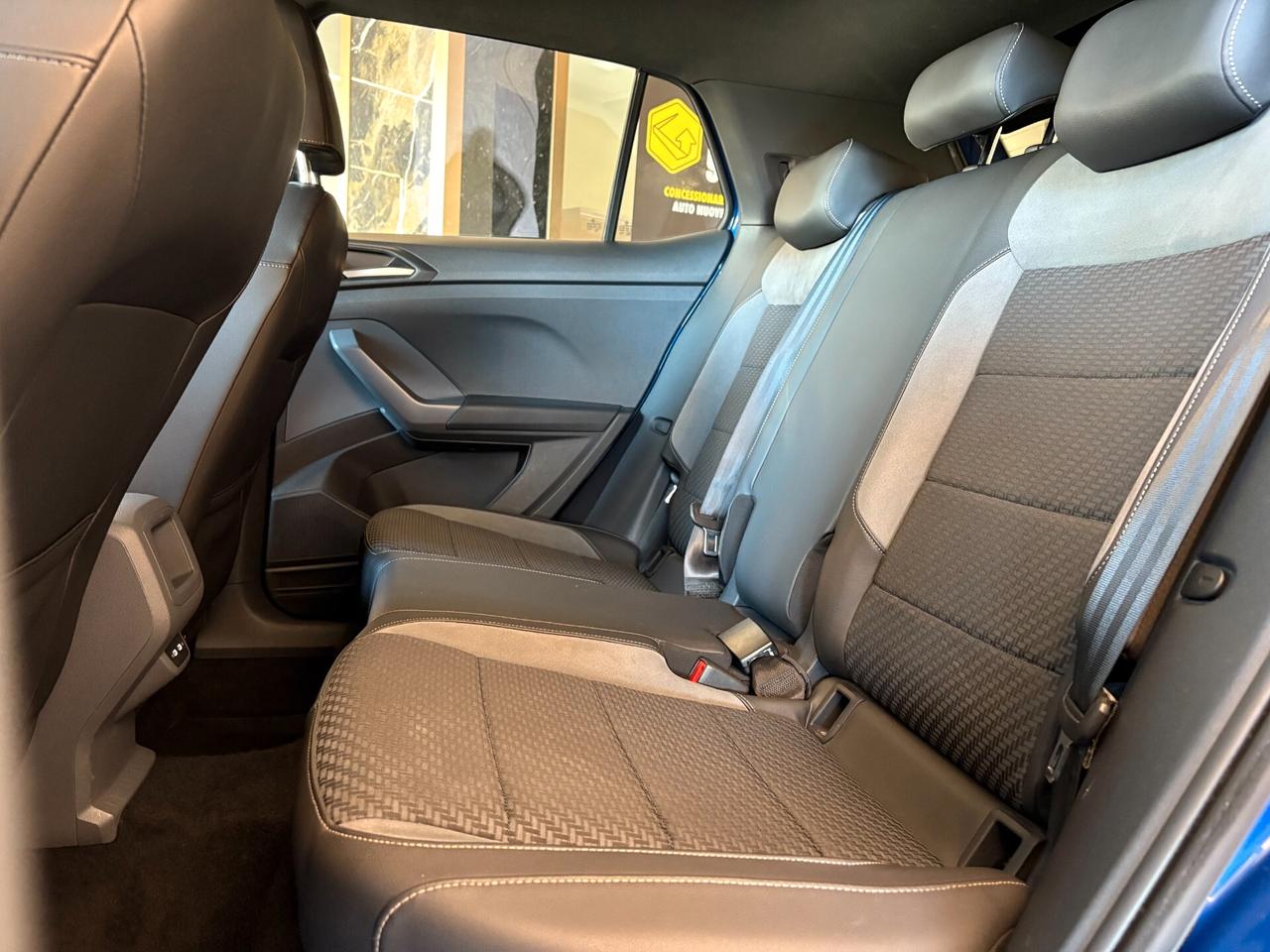 Volkswagen T-Cross 1.0 TSI 110 CV R-Line ITA
