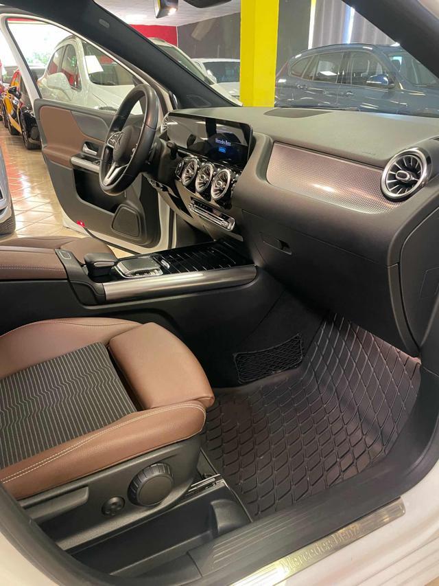 MERCEDES-BENZ B 180 d*LED/PELLE/TELEC/AUTOMATICA*