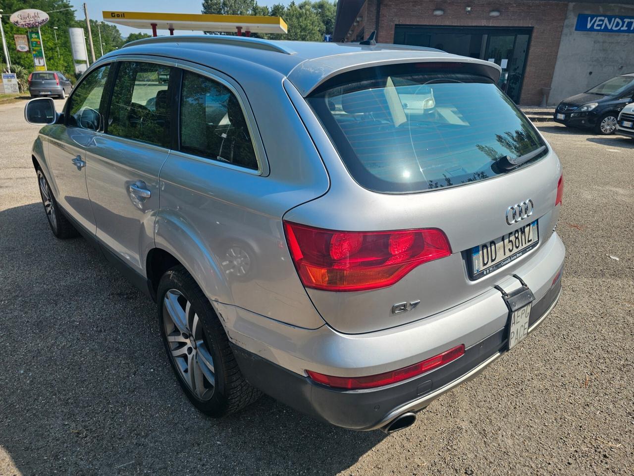 Audi Q7 3.0 V6 TDI 233CV quattro tiptronic