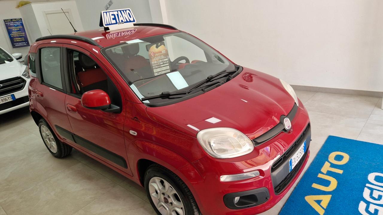 Fiat Panda 0.9 TwinAir Turbo Natural Power Lounge