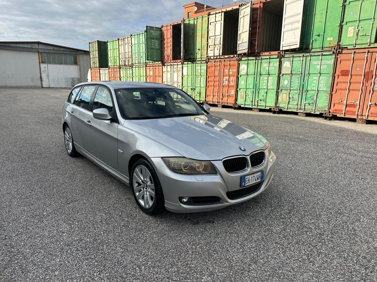 Bmw 318d 2.0 143CV cat Touring Attiva KM CERTIFICATI
