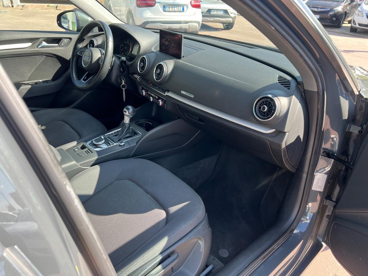 Audi A3 SPB 30 TDI S tronic Business