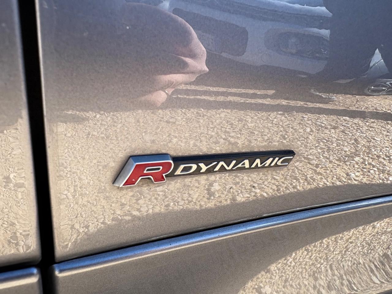 Land Rover Discovery Sport 2.0 eD4 163 CV 2WD R-Dynamic SE