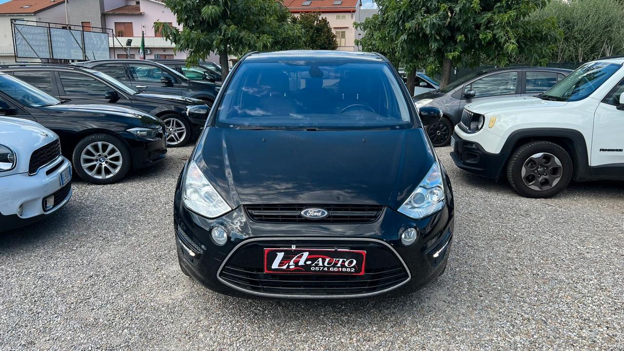 Ford S-Max 2.0 TDCi 140CV Powershift 7 posti Business Nav
