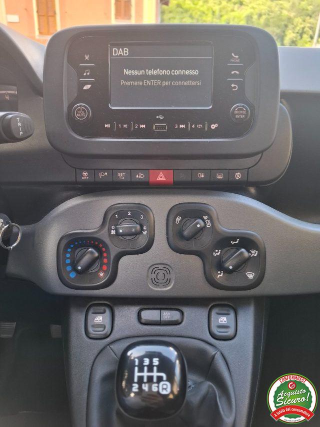 FIAT Panda 1.0 FireFly S&S Hybrid City Life UNICO PROPR.