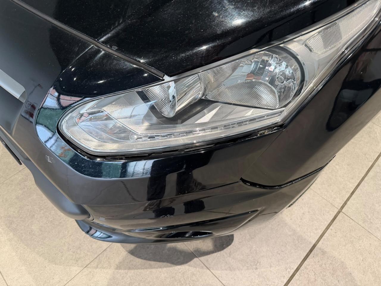 Ford Tourneo Connect 7 posti Titanium