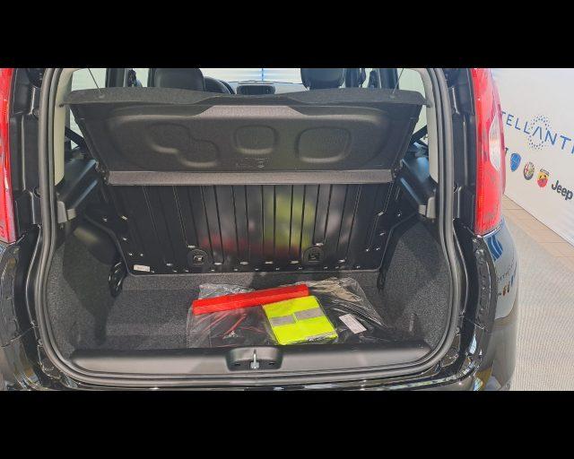 FIAT New Panda 1.0 firefly hybrid s&s 70cv 5p.ti