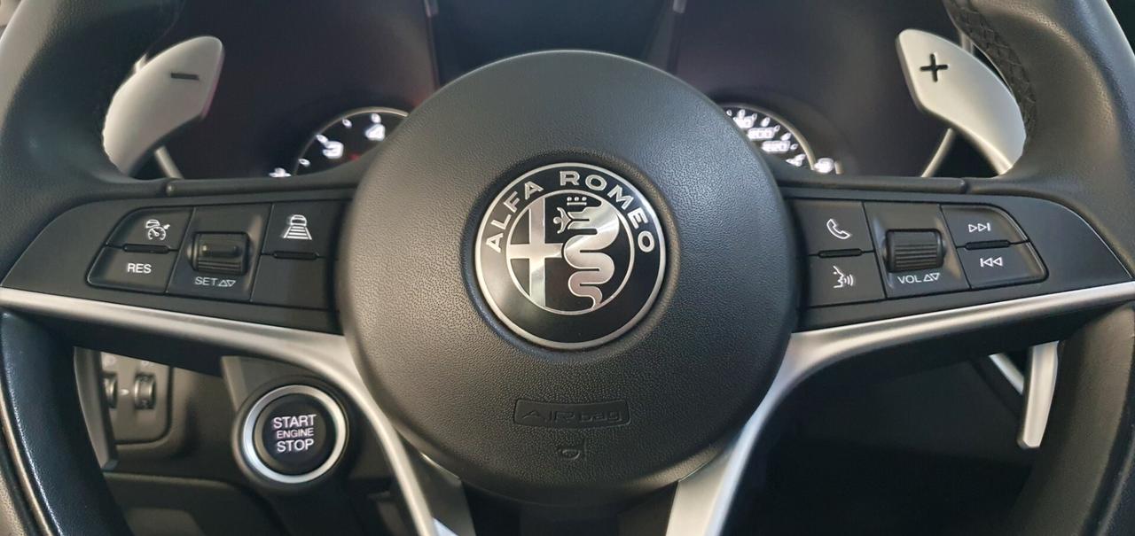 Alfa Romeo Giulia 2.2 Turbodiesel 190 CV AT8 Lusso
