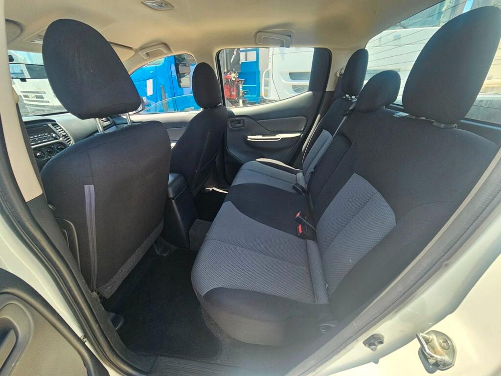 MITSUBISHI L200 PICK-UP 4X4 -2016