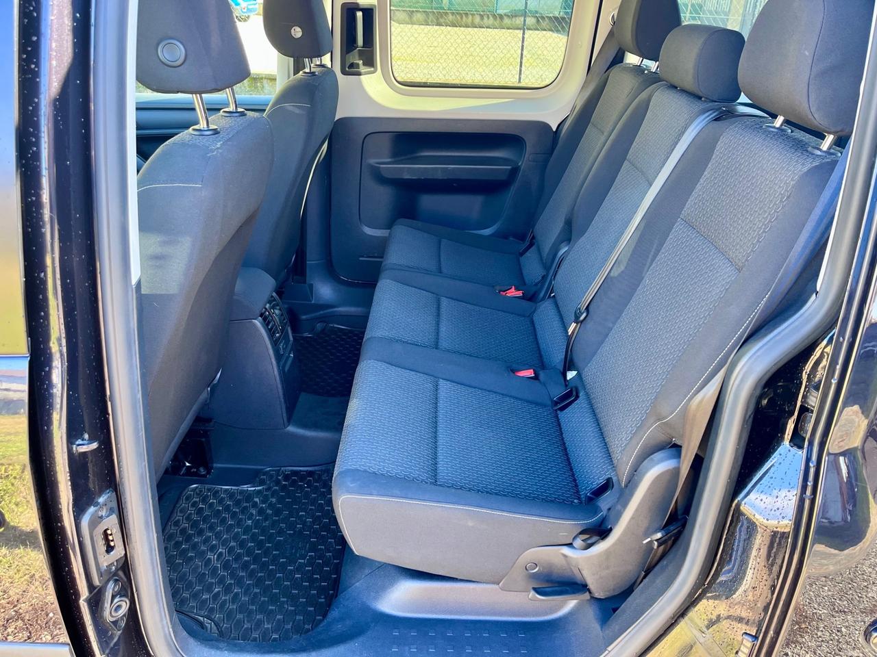 Volkswagen Caddy 2.0 TDI Business Gancio Traino