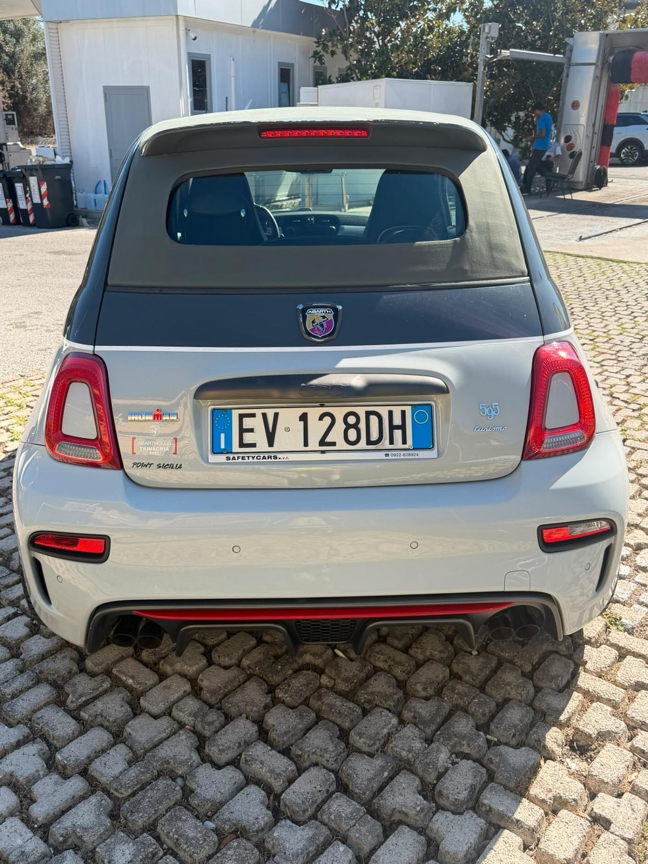 Abarth 500 C 1.4 Turbo T-Jet Custom