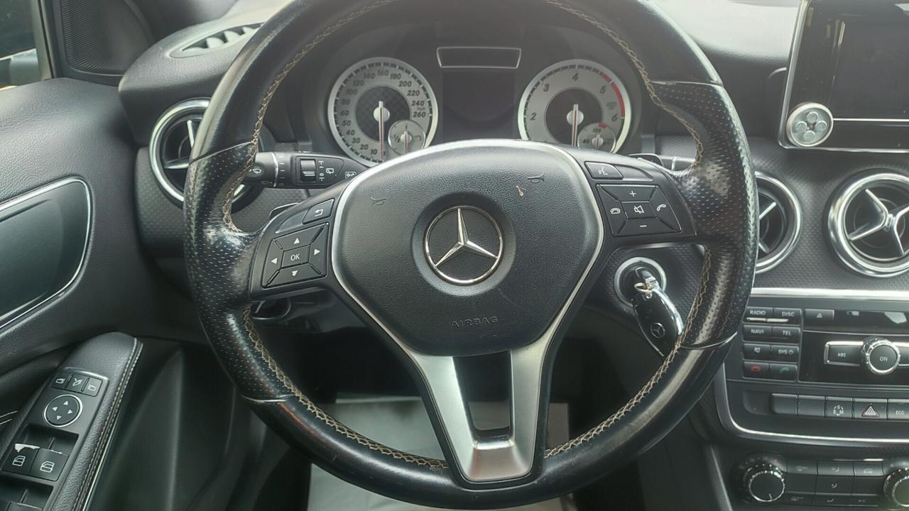 MERCEDES A180