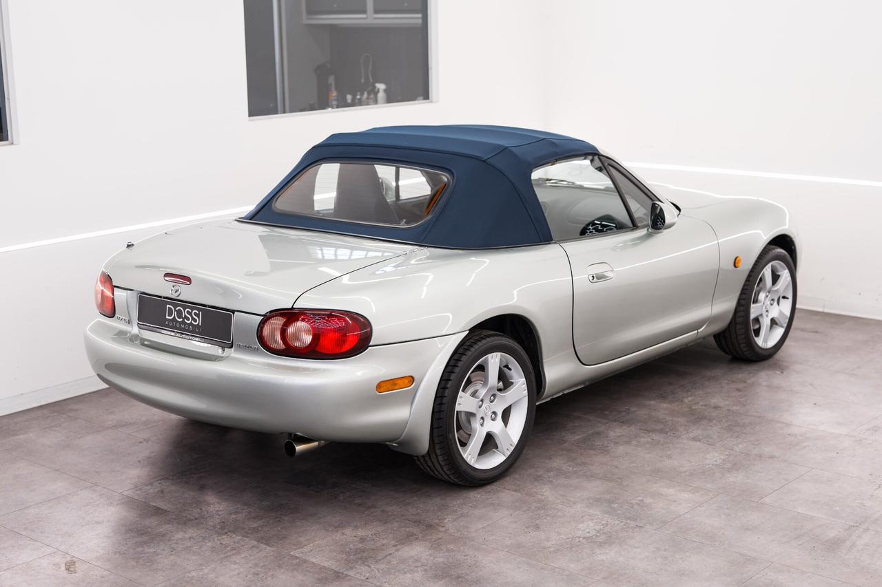 Mazda MX-5 1.8i 16V SILVER BLUES
