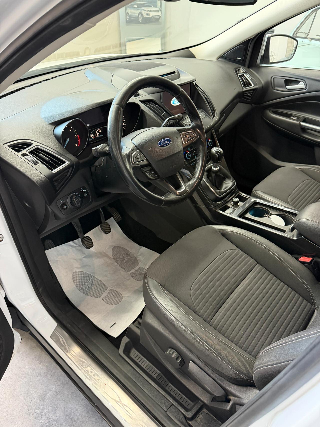 Ford Kuga 2.0 TDCI 150 CV S&S 4WD Titanium