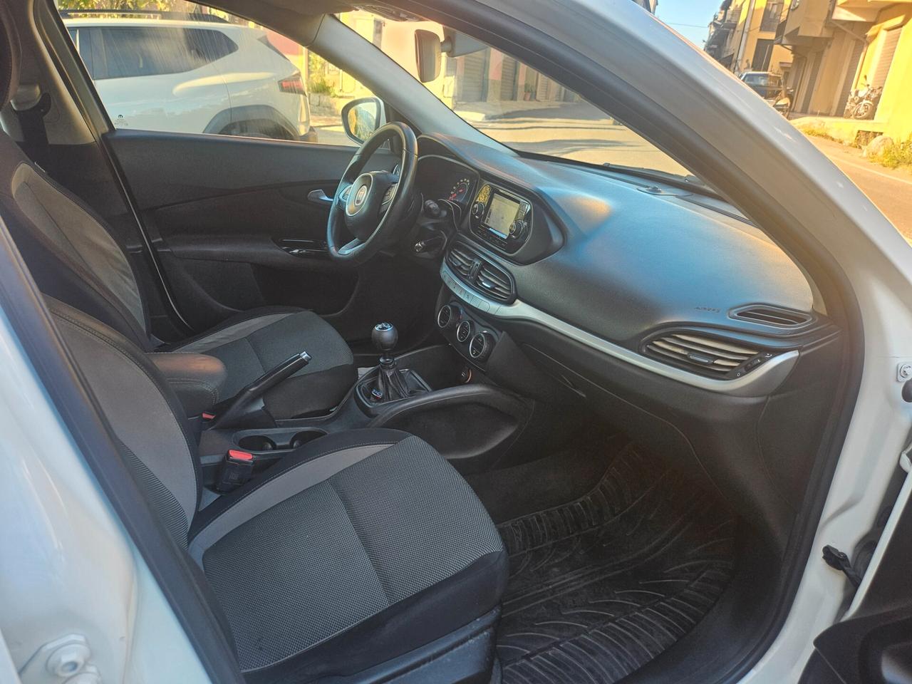 Fiat Tipo 1.6 Mjt 120cv SW Lounge 2016