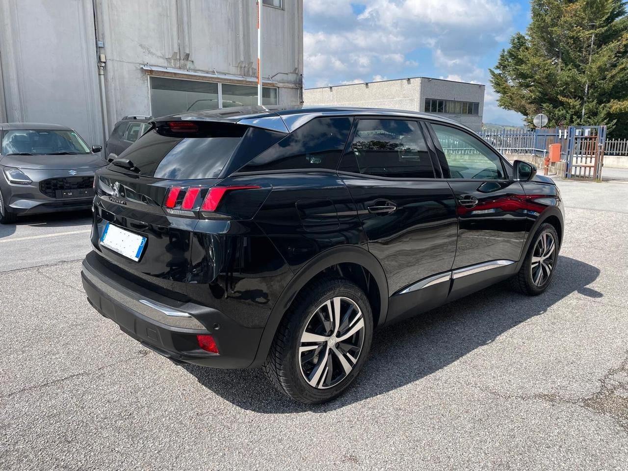 Peugeot 3008 BlueHDi 130 EAT8 Allure