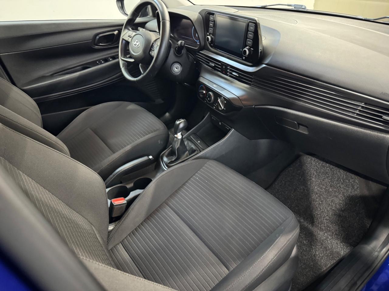 Hyundai i20 1.2 MPI MT Connectline