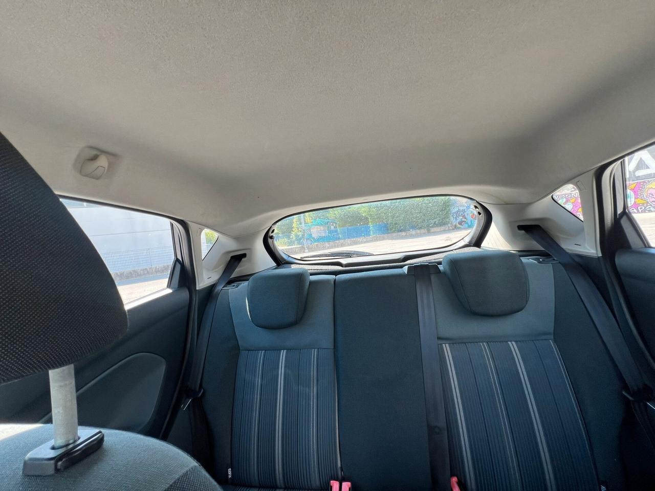 Ford Fiesta 1.2 60CV 5p. Tit. * 2010