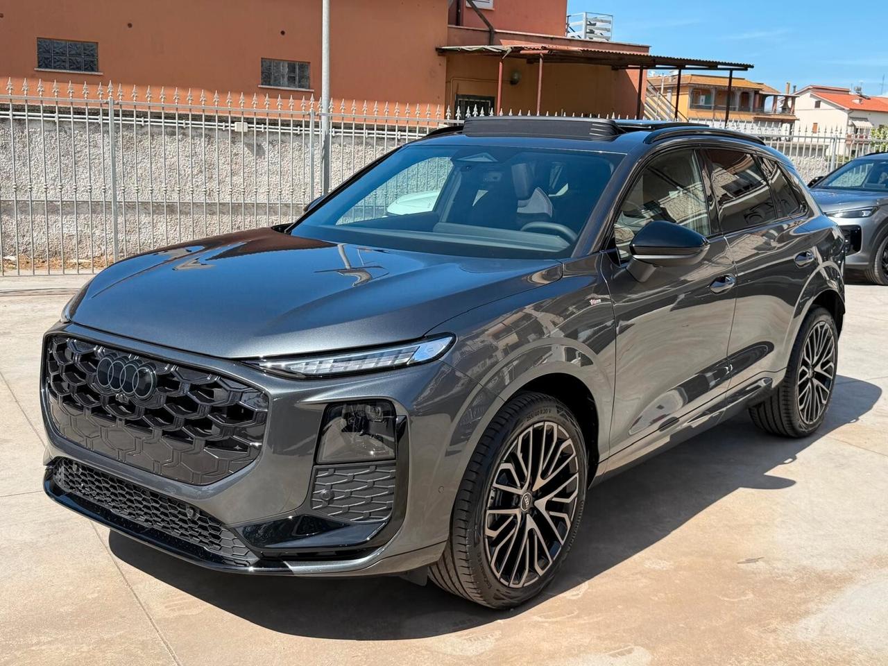 Audi Q3 S-LINE S-TRONIC 20" 150 CV