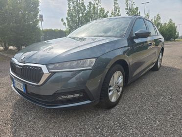 Skoda Octavia 2.0 TDI EVO SCR DSG Wagon Executive
