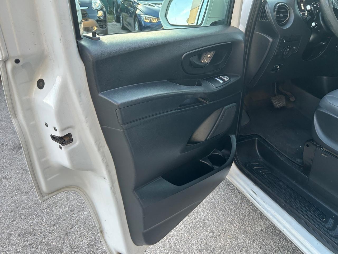 Mercedes-benz Vito 2.2 116 CDI Automatico 9 Posti