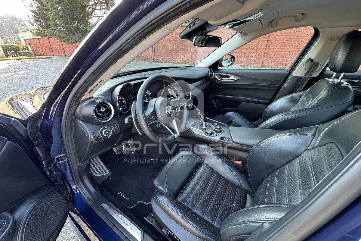 ALFA ROMEO Giulia 2.2 Turbodiesel 210 CV AT8 AWD Q4 Veloce